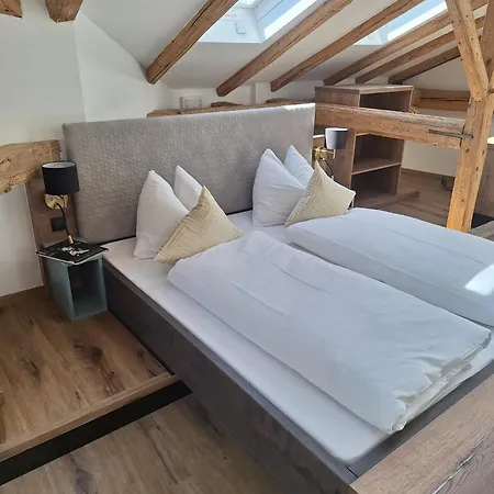 - Bergstrasse Aparthotel Salzburg