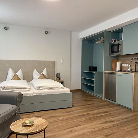 - Bergstrasse Aparthotel