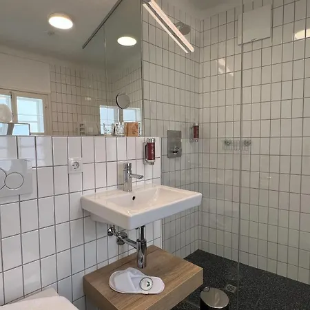 - Bergstrasse Aparthotel Salzburg