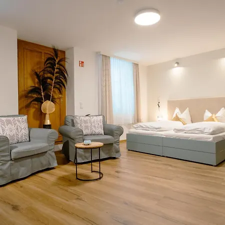 - Bergstrasse 萨尔茨堡